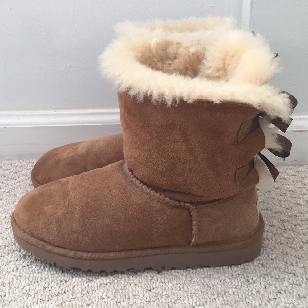 Bailey Bow Uggs - image 2